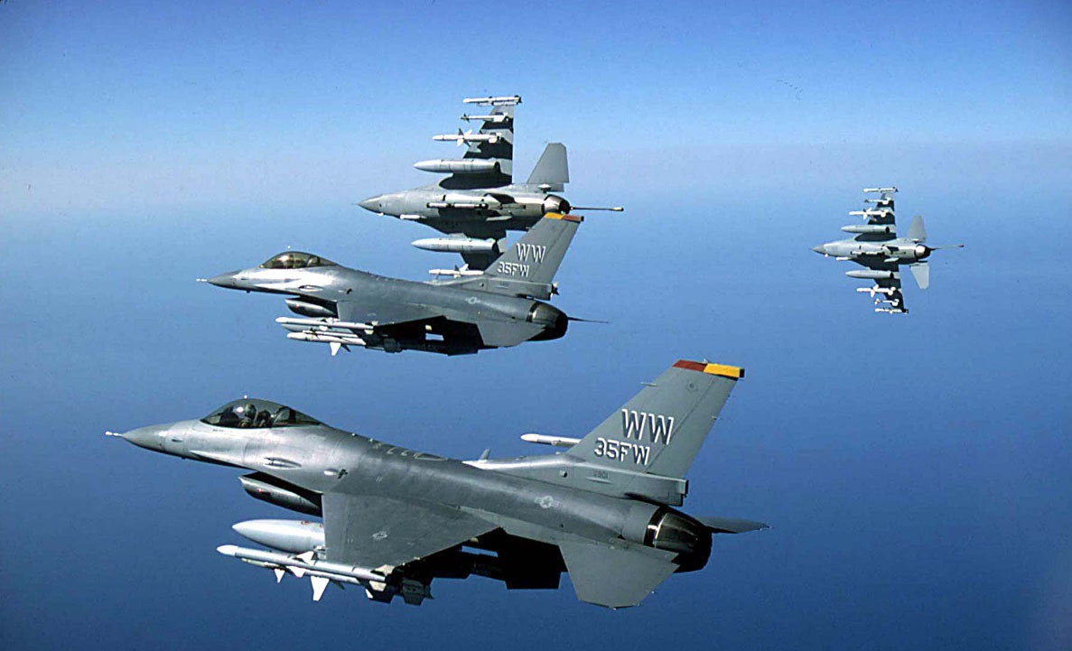 Deuda y compra de armas: El combo griego