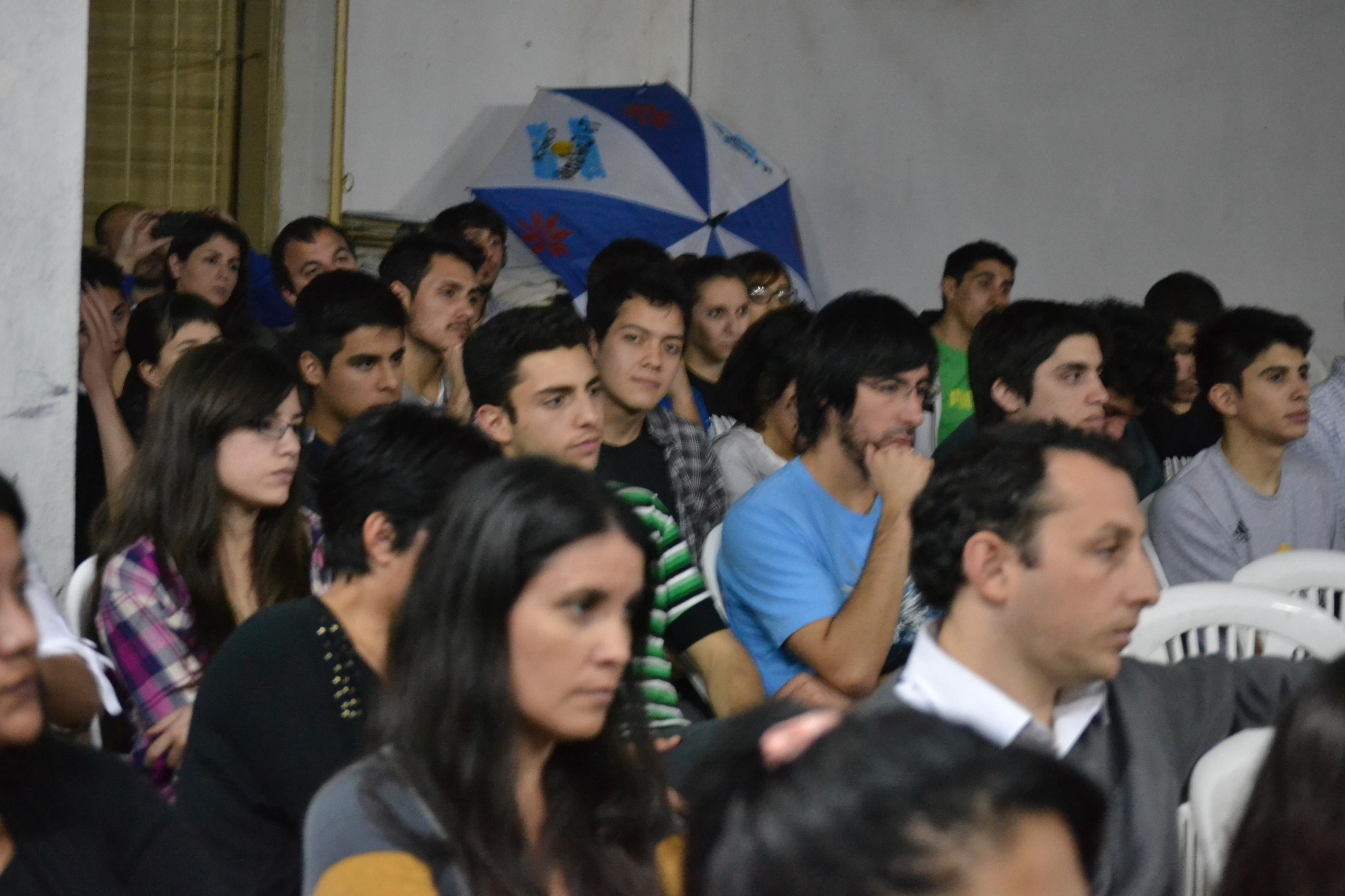  Construyendo con la militancia 