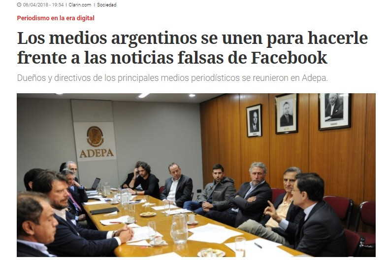 Spiderman señalando a Spiderman