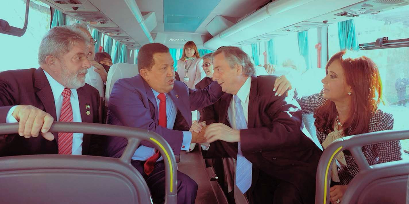 Echamos a Bush, echemos a Trump