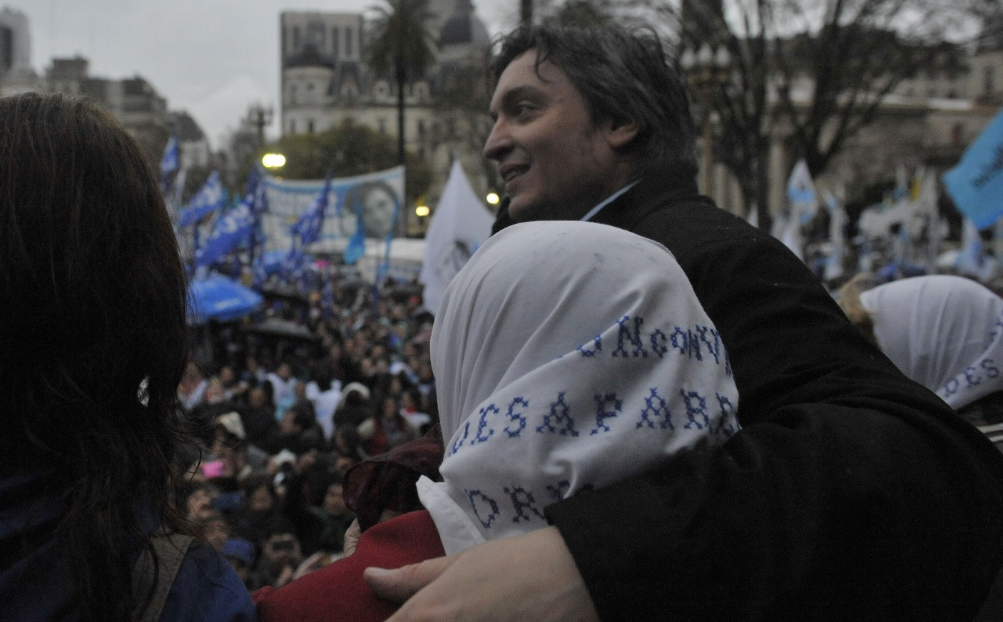 Máximo: "En vez de un plan de Gobierno para el pueblo tienen un plan de negocios para las transnacionales"
