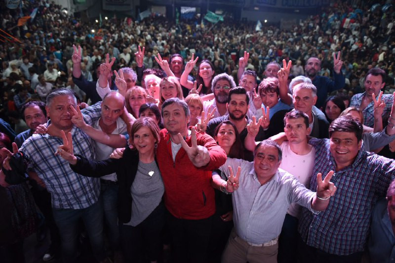 Máximo: "De qué revolución habla Macri, si los pibes comen menos carne, toman menos leche y acceden menos a la universidad"