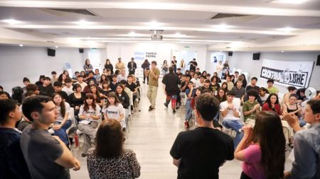 Con resistir no basta: hay que organizar y volver a empoderar a la sociedad