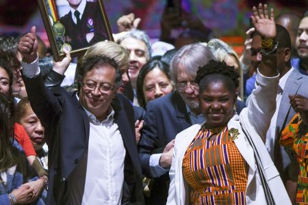 HISTÓRICA VICTORIA: PETRO SERÁ EL PRIMER PRESIDENTE NAC&POP DE COLOMBIA