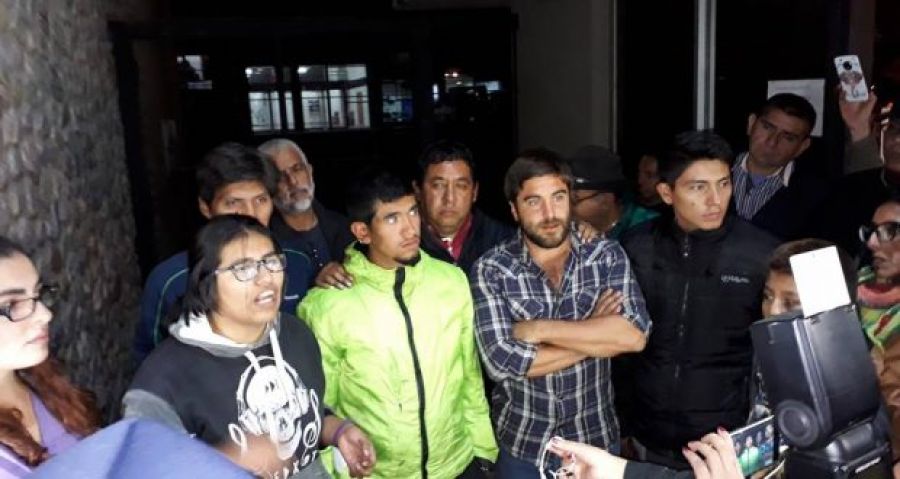 Repudiamos el accionar de la policí­a de Gerardo Morales que detiene a Estudiantes, Docentes, Abogados y hasta una Concejala