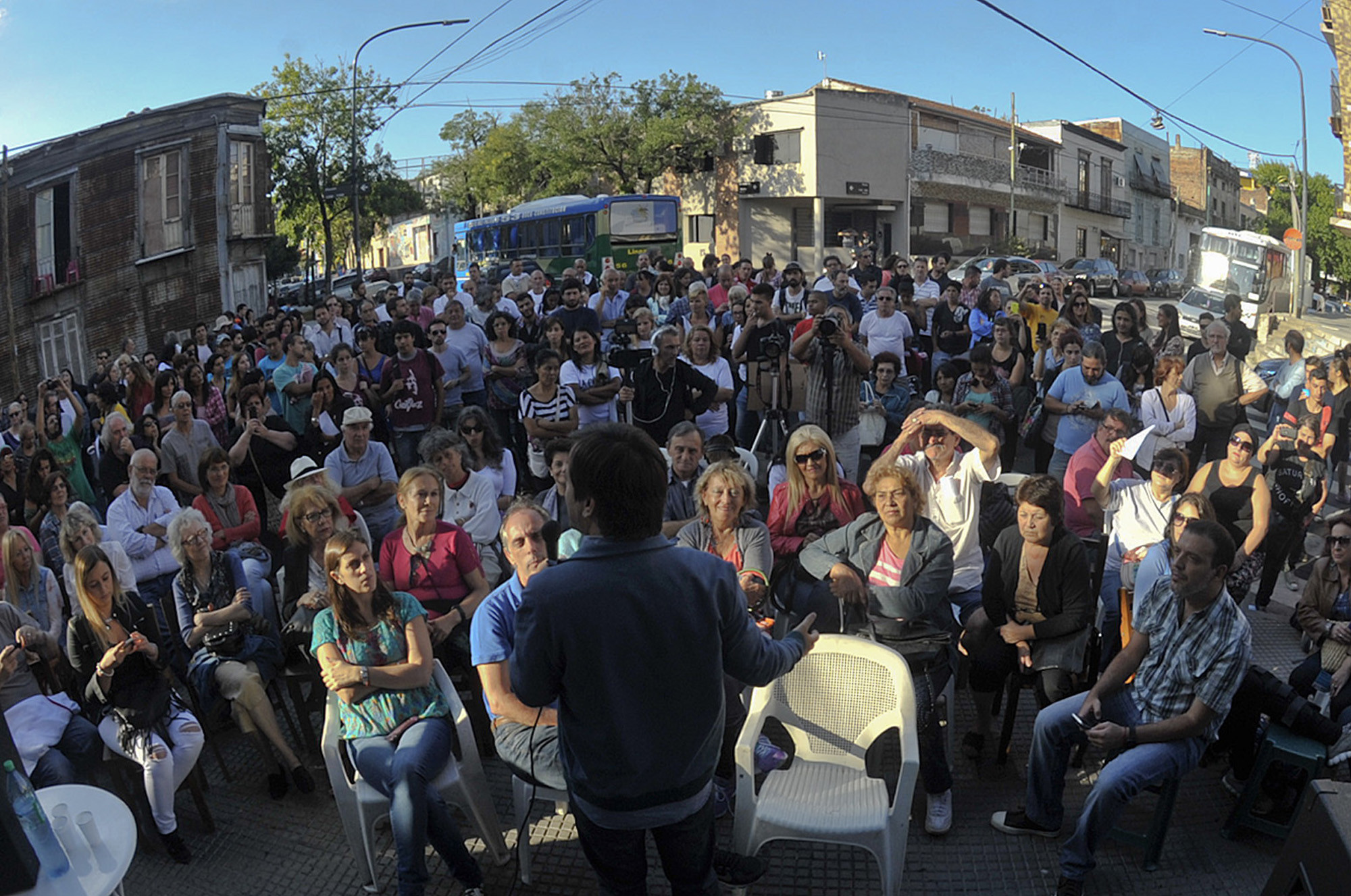 15 COMUNAS 15 CONVOCATORIAS: MILES DE VECINOS PARTICIPARON DE LOS DEBATES