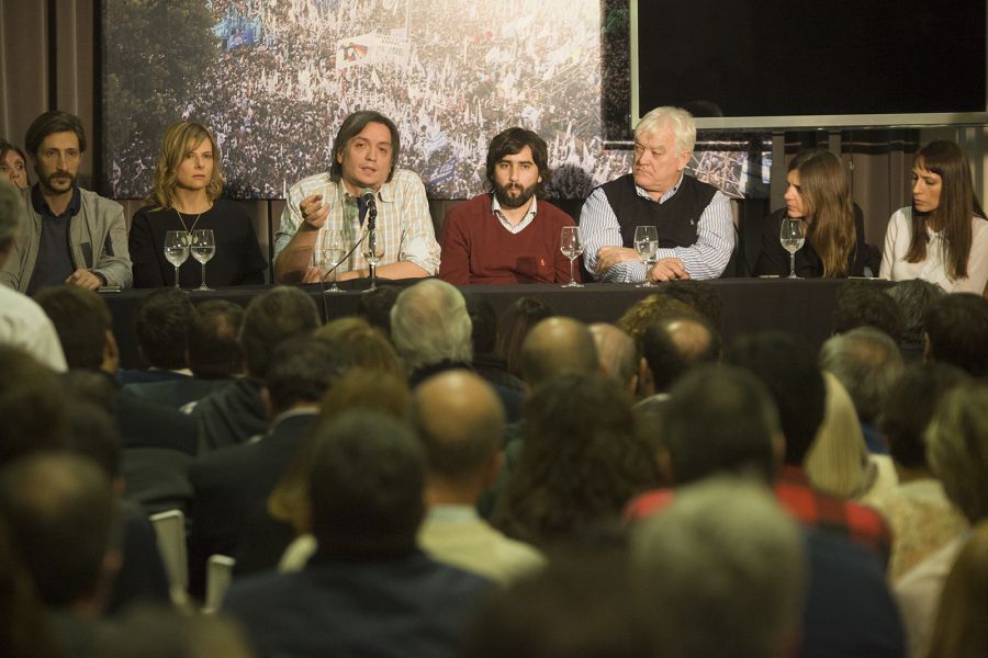 Máximo Kirchner: “Frente al ajuste, el silencio no es nuestro idiomaˮ