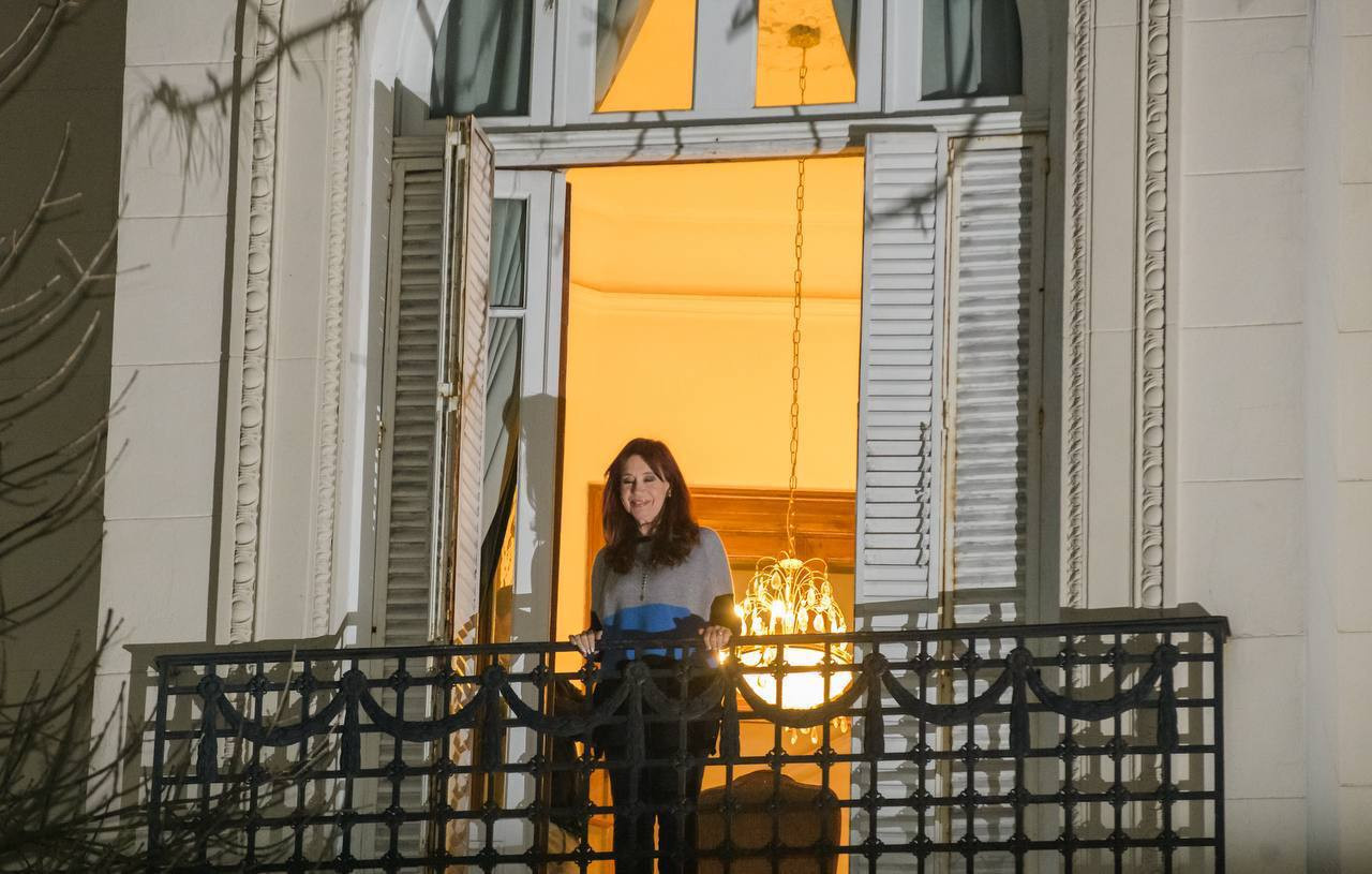 "Fuerza Patria que este 7 de septiembre sale el sol"