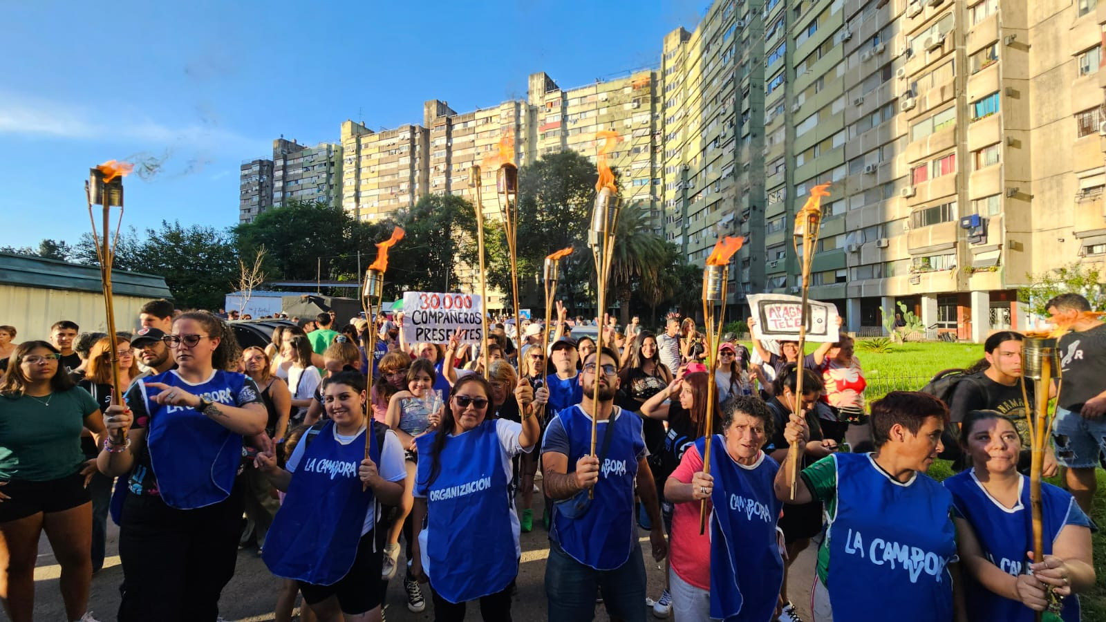 Iluminemos las calles con memoria