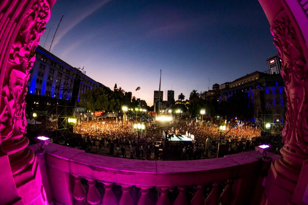 Poder mirarnos a los ojos