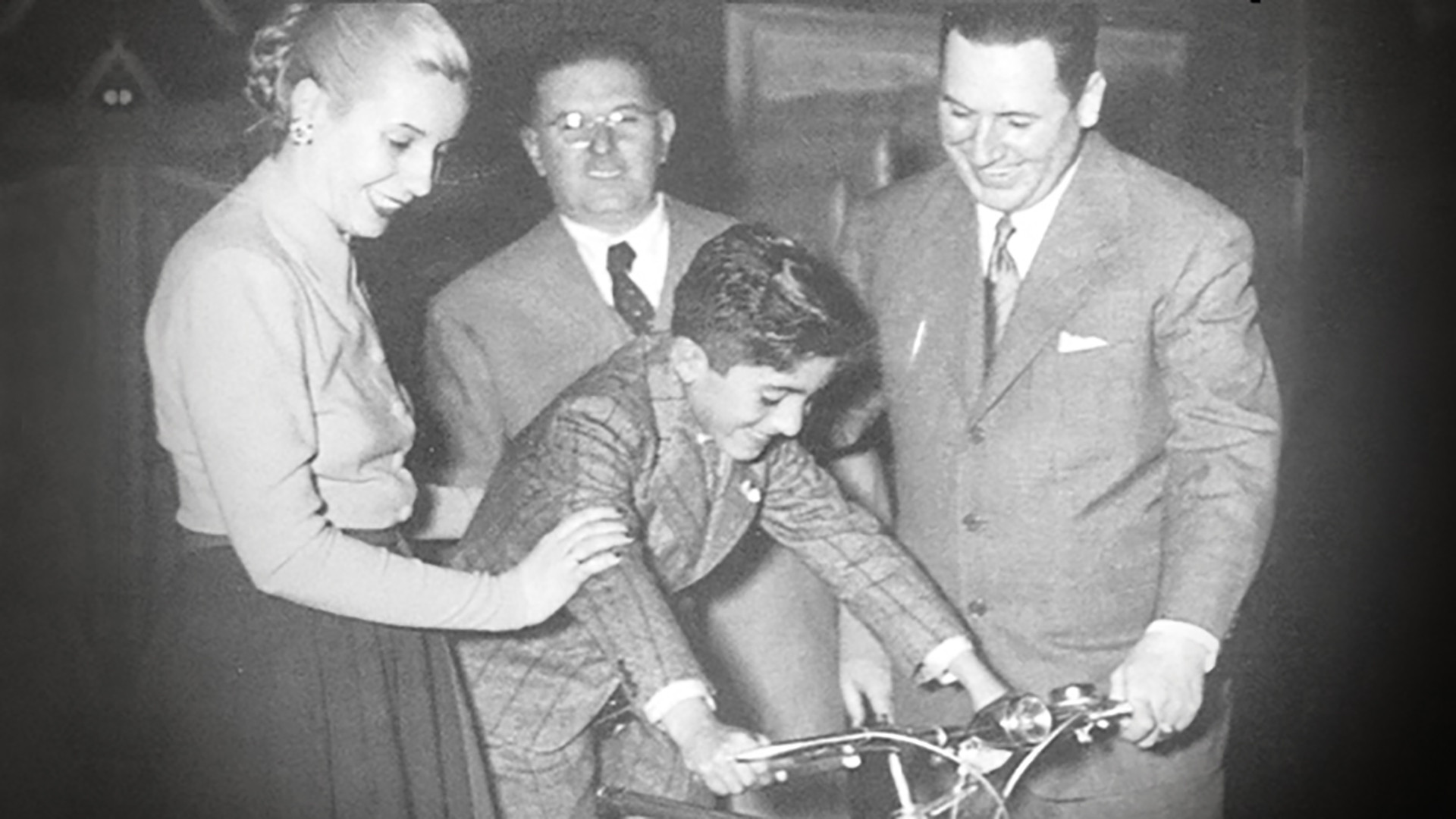 Qué lástima Santa Evita