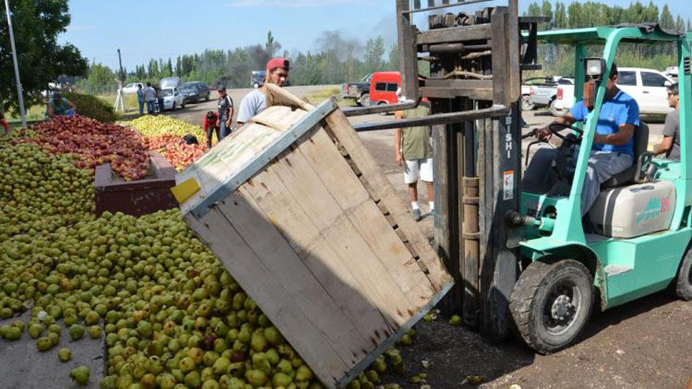 Crece la crisis frutihortí­cola