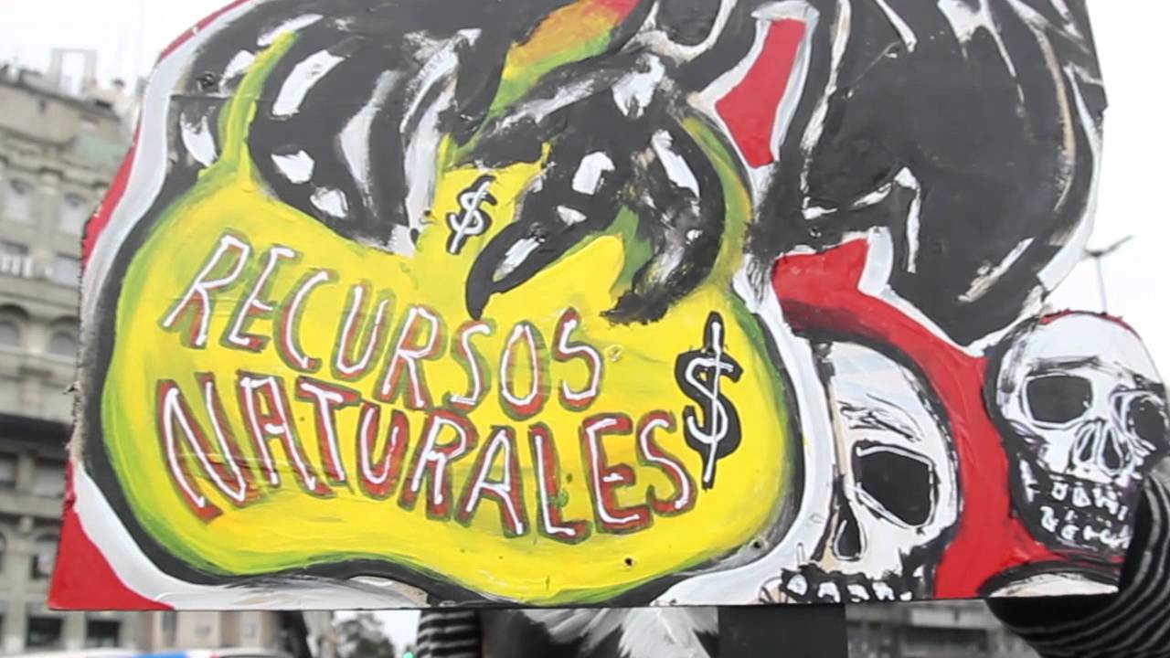 La PATRIA NO se EMBARGA