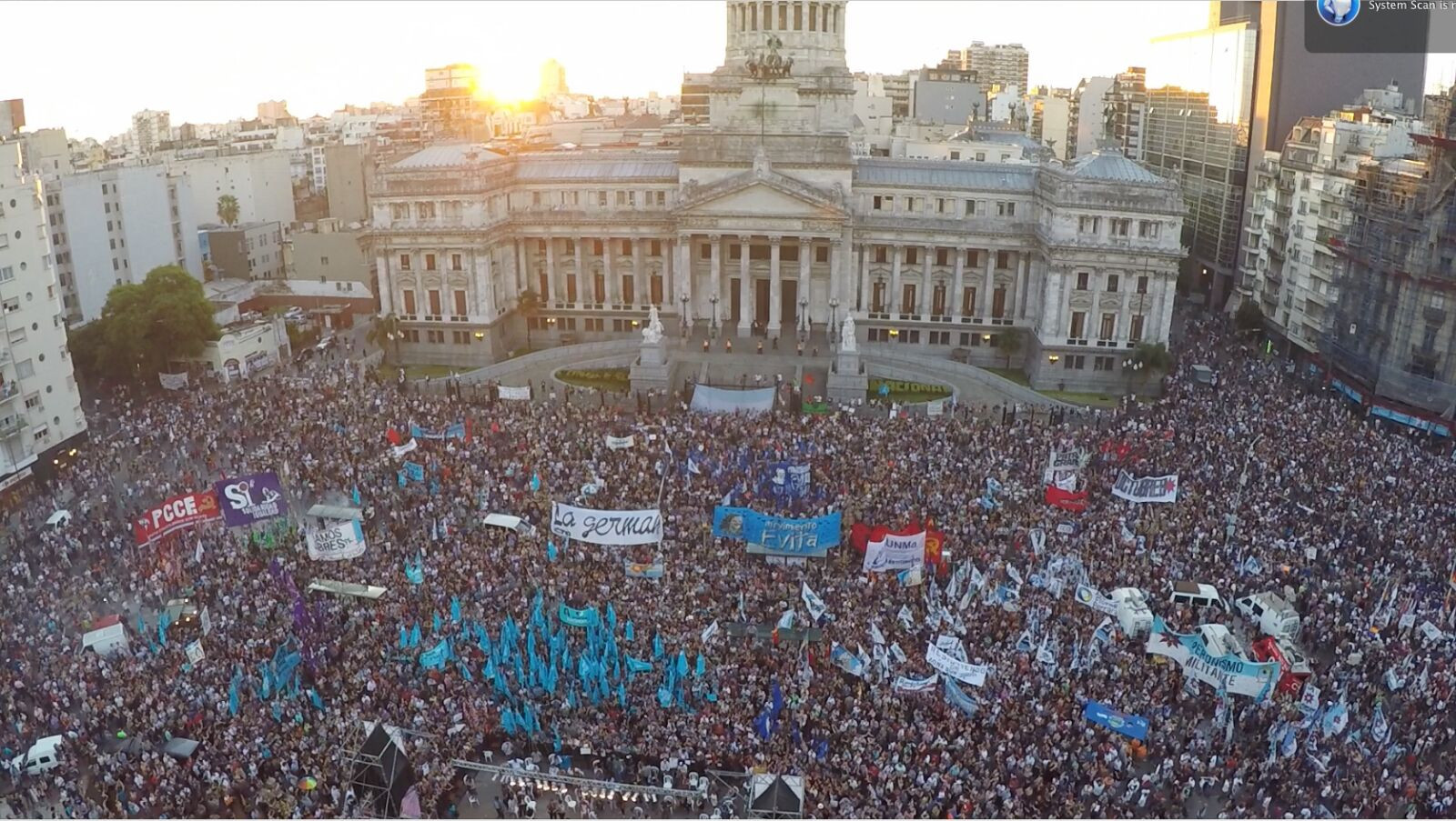 Una multitud se movilizó en defensa de la Ley de Servicios de Comunicación Audiovisual