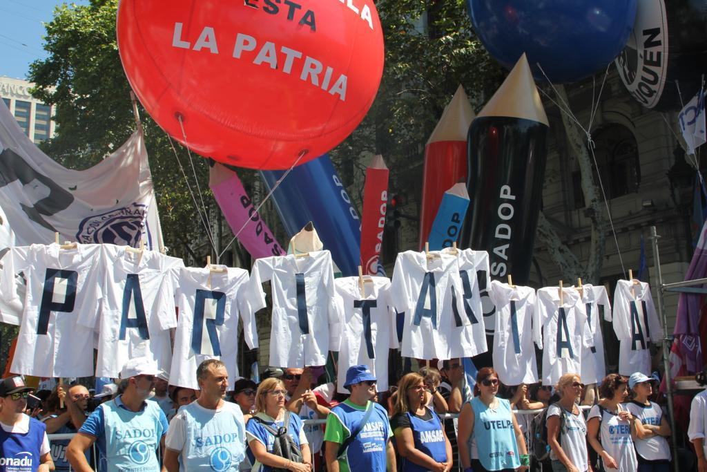 “Donde hay una escuela está la Patriaˮ
