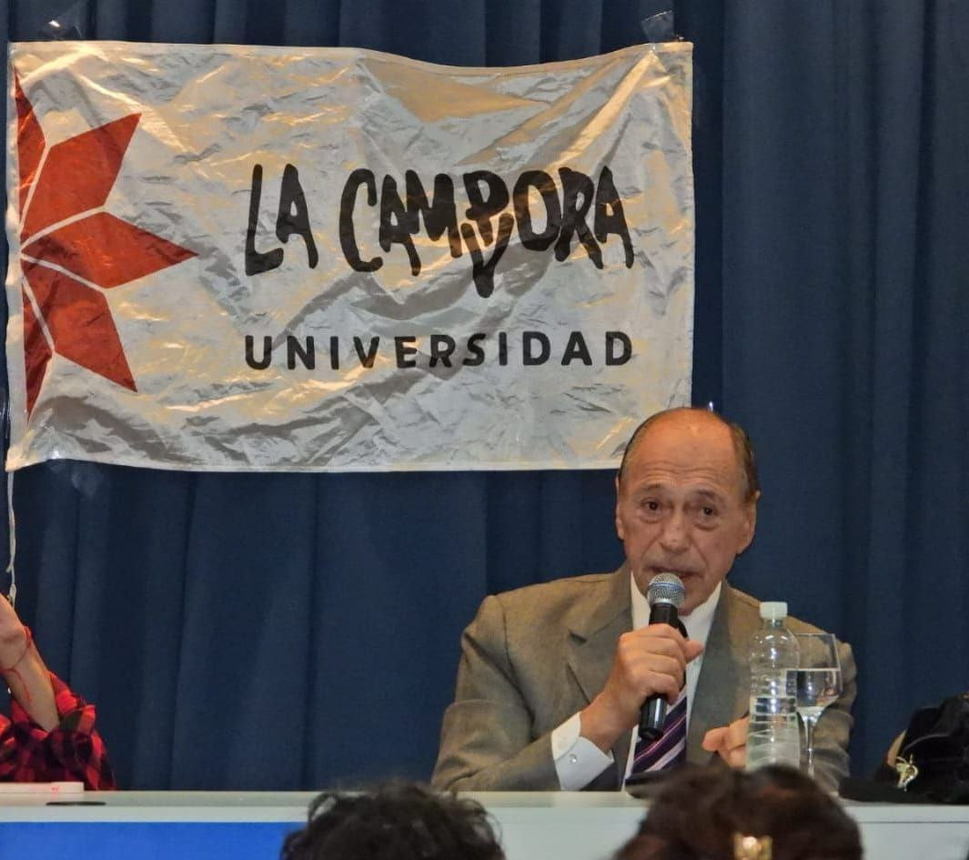 Nuevos paradigmas para (re) pensar el Derecho en América Latina