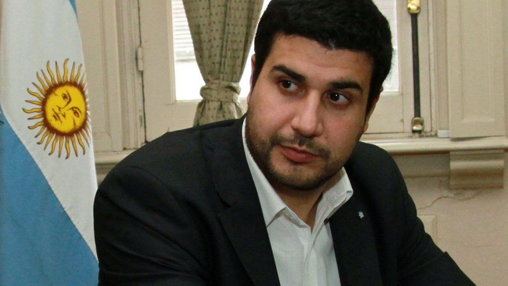 Cleri: "A Macri lo único que le interesa es la Capital, y no tiene en cuenta al interior"