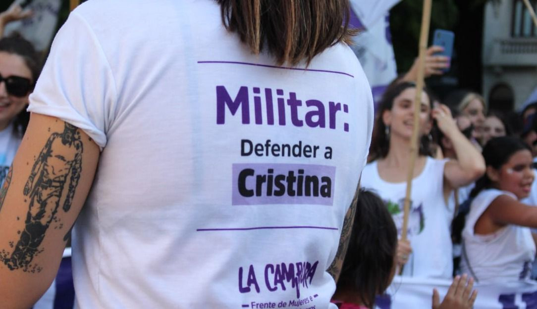 NI LIBERTAD NI EXPRESIÓN: VIOLENCIA POLÍTICA DE LA CORPORACIÓN MEDIÁTICA CONTRA CRISTINA
