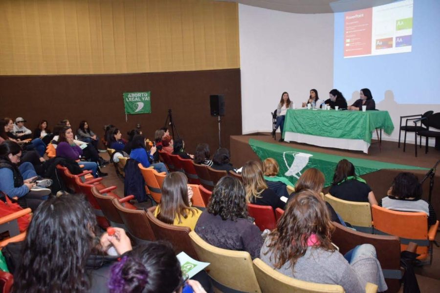 SAN LUIS: JORNADA DE DEBATE SOBRE FEMINISMO, DERECHOS Y POLíTICA